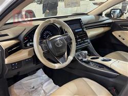 تويوتا أفالون